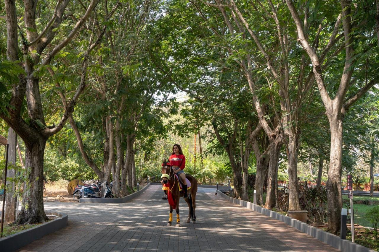 U Rivergate คาร์จัต ภายนอก รูปภาพ